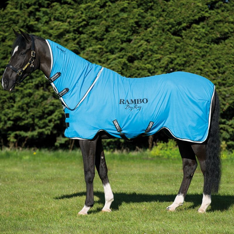 Chemise séchante cheval Rambo Dry Rug Supreme Horseware avec couvre-cou bleu clair - Le Paturon