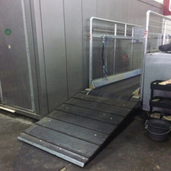 Revêtement Ramp caoutchouc avec tasseau pour pont de van ou camion cheval IDS - Le Paturon