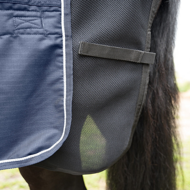 Sous couverture cheval Air Mesh Waldhausen Clip-In System respirante noir - Le Paturon