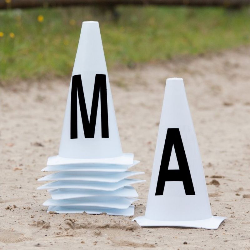 Lot De 8 Cônes De Dressage équestre Avec Lettres - Marqueurs Empilables En PVC, 32x16,5 Cm - Pour Entraînement Et Compétition De Dressage