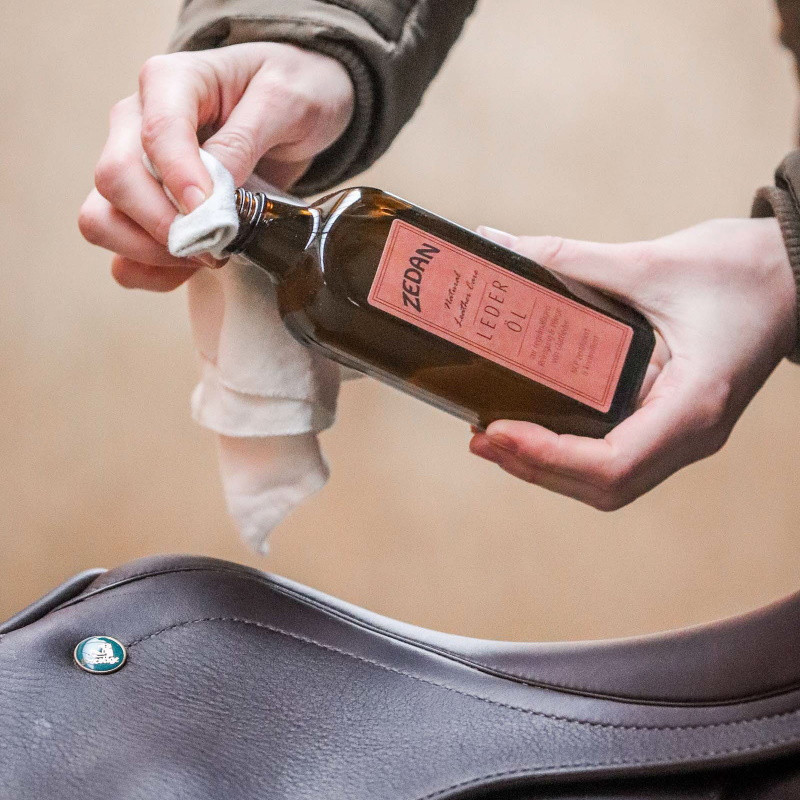 Huile pour cuir équitation bio Leather Öl Zedan - Le Paturon