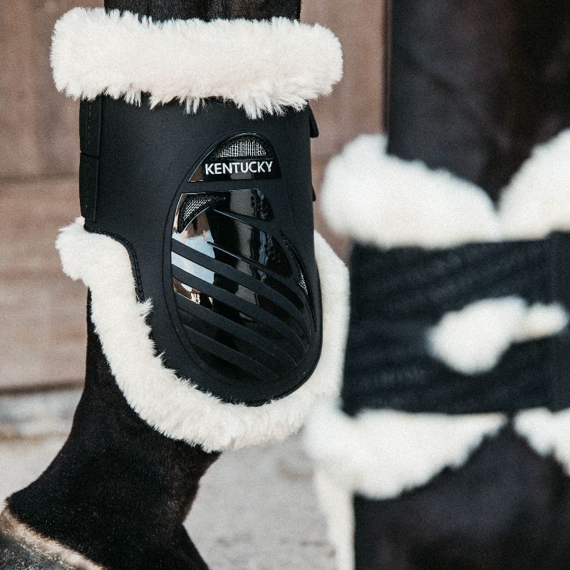 Protège-boulets cheval mouton Kentucky Horsewear élastique velcro noir - Le Paturon