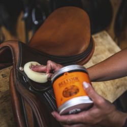 Revitalisant intense Belvoir Carr and Day and Martin Leather Balsam - Entretien cuir équitation 500ml - Le Paturon