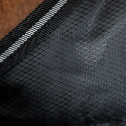 Couverture de box cheval Amigo Diamond Insulator 200g Horseware noir noir argent - Le Paturon