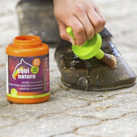Huile pour sabots Equinatura avec pinceau - Huile sabot cheval 450ml - Le Paturon