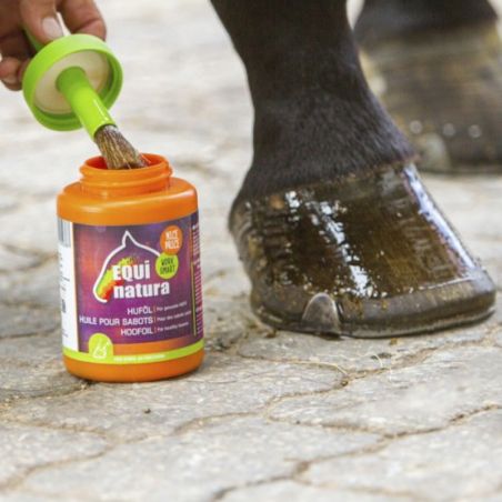 Huile pour sabots Equinatura avec pinceau - Huile sabot cheval 450ml - Le Paturon