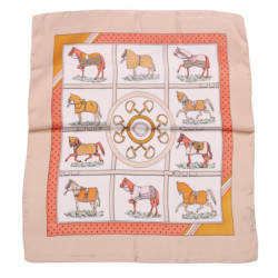 Foulard équitation Myrthe Harry's Horse beige - Le Paturon