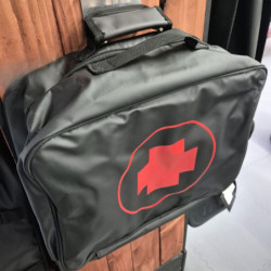 Trousse premiers secours cheval Horse and Travel noir - Le Paturon