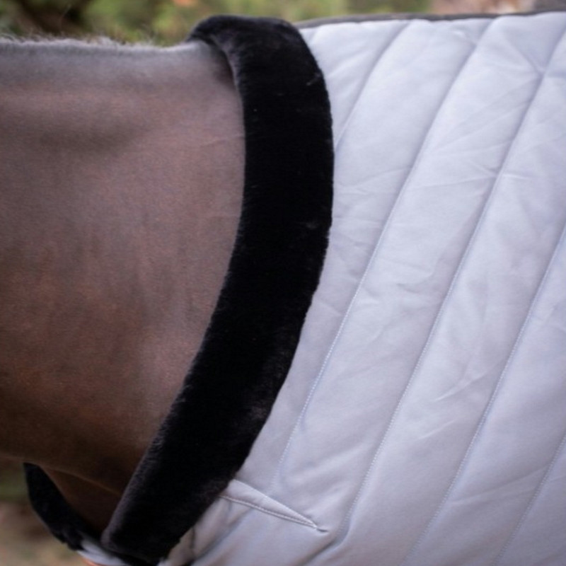 Couverture de box cheval Diagonal 200g Paddock Sports Gris - Le Paturon