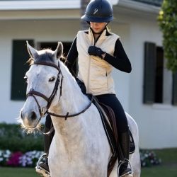 Doudoune équitation femme sans manches Rider Vest Horse Pilot beige - Le Paturon