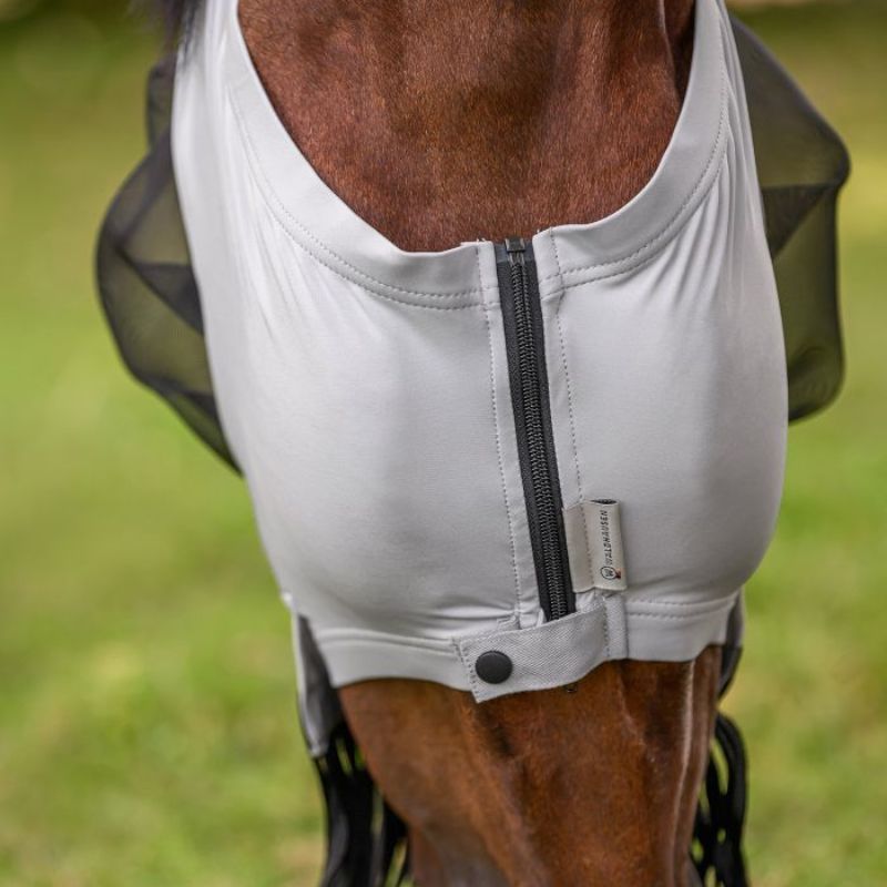 Masque anti-mouche cheval lycra Puck avec franges Waldhausen gris argent - Le Paturon