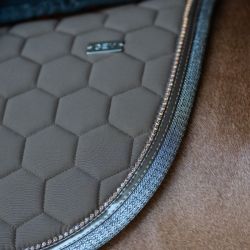 Tapis de selle cheval Atlas Obstacle GEM brownie