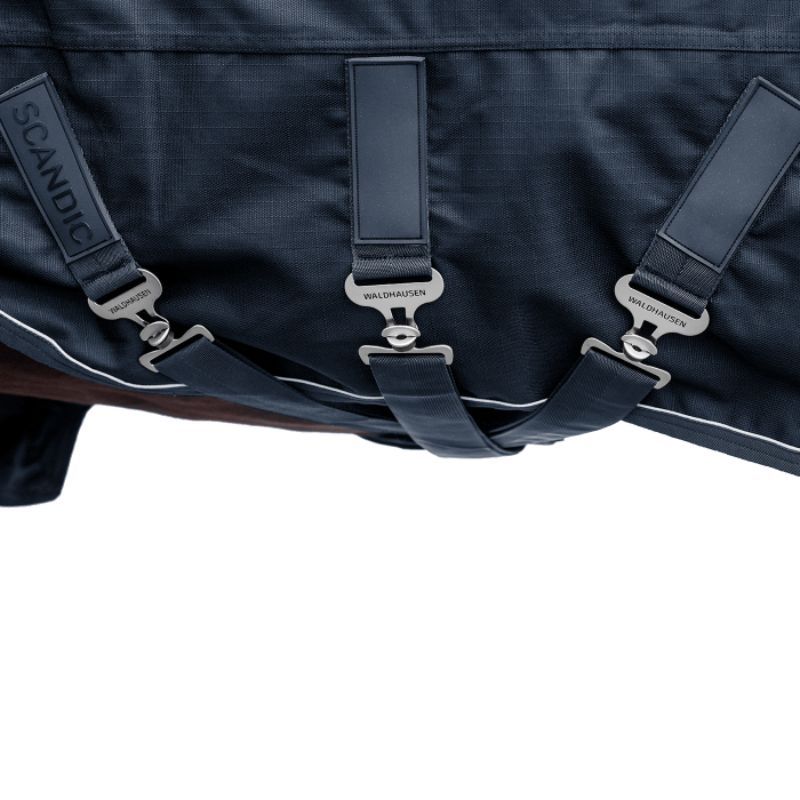Couverture extérieur cheval Scandic Multi-Layer 250/100g 1200d Waldhausen bleu nocturne