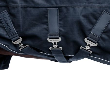 Couverture extérieur cheval Scandic Multi-Layer 250/100g 1200d Waldhausen bleu nocturne