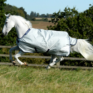 Couverture imperméable cheval Power Turnout Light Bucas 0g - Le Paturon